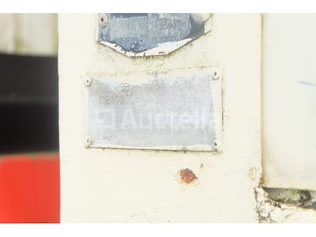 Ref:0255 - geïsoleerde bouwplaatscontainer + inhoud - afbeelding 12 van  16