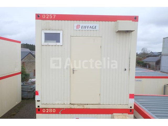 Ref:0257 - geïsoleerde bouwplaatscontainer + inhoud - afbeelding 4 van  18