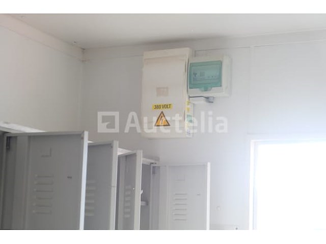 Ref:0257 - geïsoleerde bouwplaatscontainer + inhoud - afbeelding 11 van  18