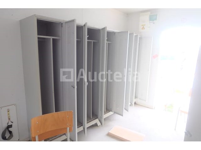Ref:0257 - geïsoleerde bouwplaatscontainer + inhoud - afbeelding 18 van  18