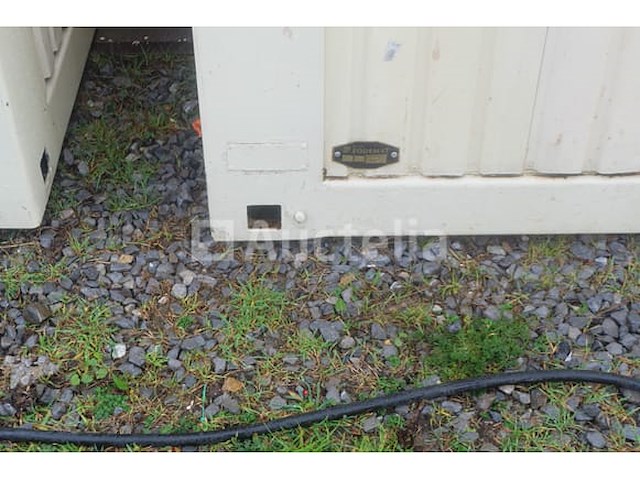 Ref:0270 - geïsoleerde bouwplaatscontainer + inhoud - afbeelding 17 van  18