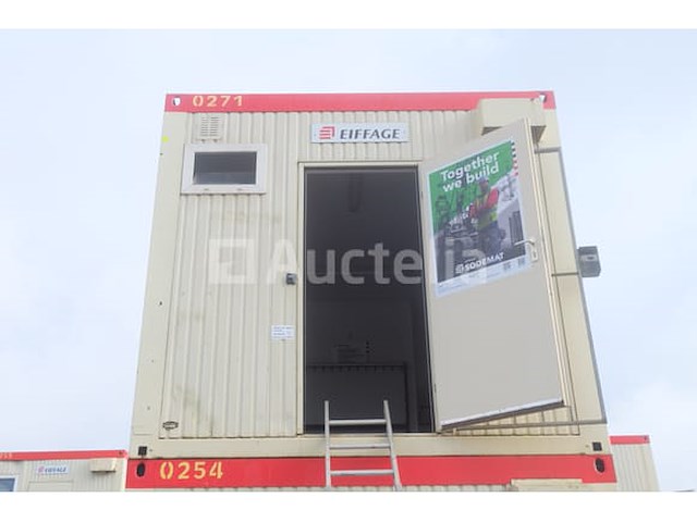 Ref:0271 - geïsoleerde bouwplaatscontainer + inhoud - afbeelding 11 van  17