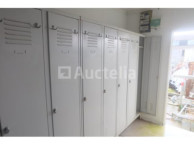 Ref:0273 - geïsoleerde container op de bouwplaats + inhoud - afbeelding 2 van  26