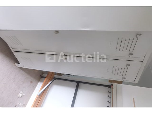 Ref:0273 - geïsoleerde container op de bouwplaats + inhoud - afbeelding 4 van  26