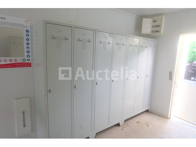 Ref:0275 - geïsoleerde container op de bouwplaats + inhoud - afbeelding 4 van  20