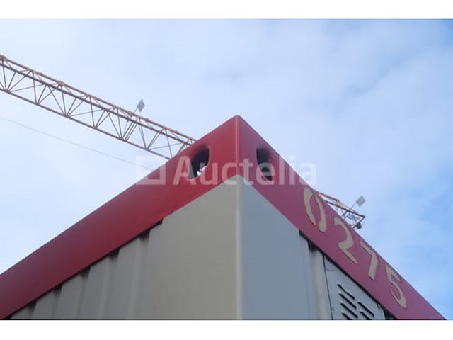 Ref:0275 - geïsoleerde container op de bouwplaats + inhoud - afbeelding 15 van  20