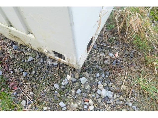 Ref:0275 - geïsoleerde container op de bouwplaats + inhoud - afbeelding 16 van  20