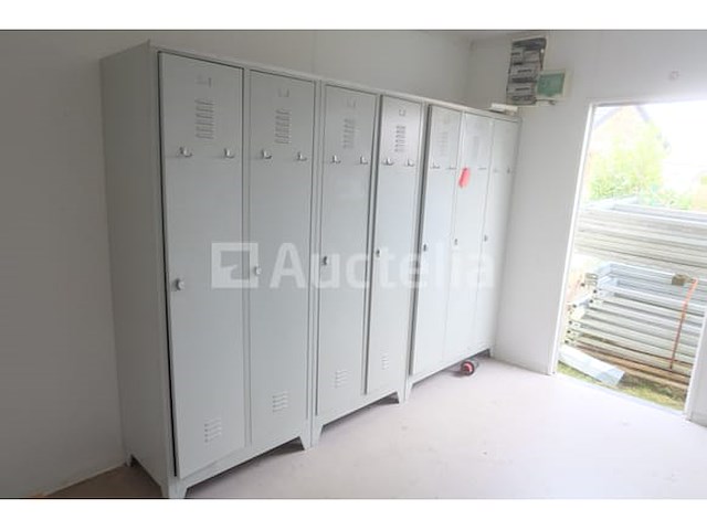 Ref:0282 - geïsoleerde bouwplaatscontainer + inhoud - afbeelding 2 van  14