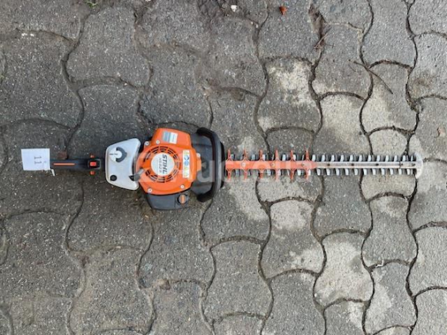 Ref:10 - stihl hs 81 r benzine heggenschaar - afbeelding 2 van  3