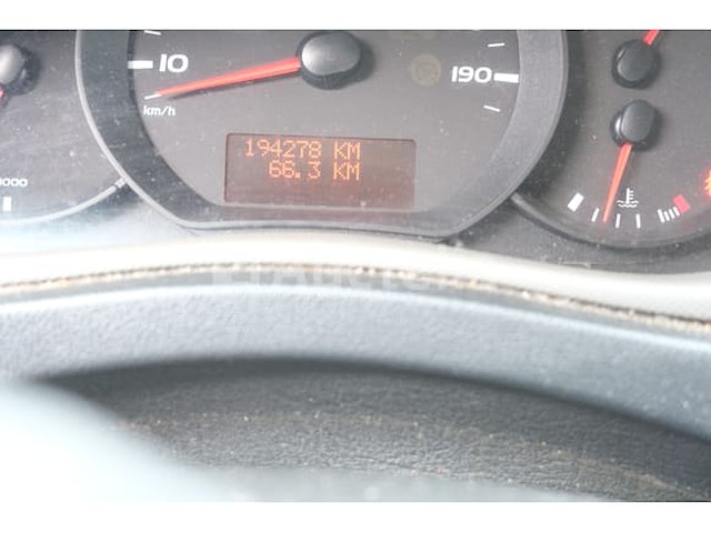 Ref:10407 - renault master dubbele cabinewagen met kantelstuk (2012-194,278 km) (vin:vf1vbh4j246611504) - afbeelding 32 van  61