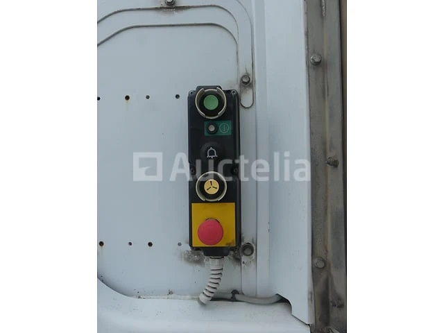 Ref:1068 - renault access d19 vuilniswagen (2018-80,016 km)(vin: seg1932al6bj24940) - afbeelding 9 van  60