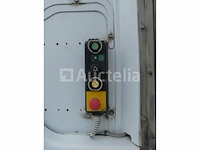 Ref:1068 - renault access d19 vuilniswagen (2018-80,016 km)(vin: seg1932al6bj24940) - afbeelding 9 van  60