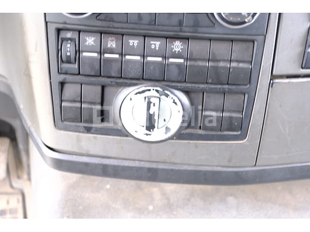 Ref:1239 - vuilniswagen man tgs (2014-305,390 km) - afbeelding 6 van  60