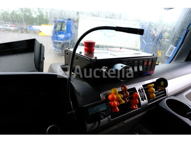 Ref:1239 - vuilniswagen man tgs (2014-305,390 km) - afbeelding 40 van  60