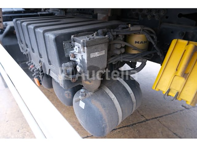 Ref:1241 - vuilniswagen man tgs (2014-311,283 km)(wijn wma18szzxew193405) - afbeelding 32 van  57