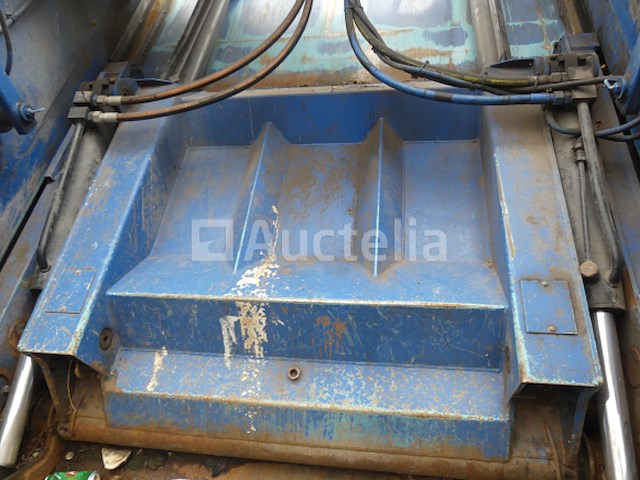 Ref:1245 - scania prt db6x2*4/b19 vuilniswagen - afbeelding 16 van  49