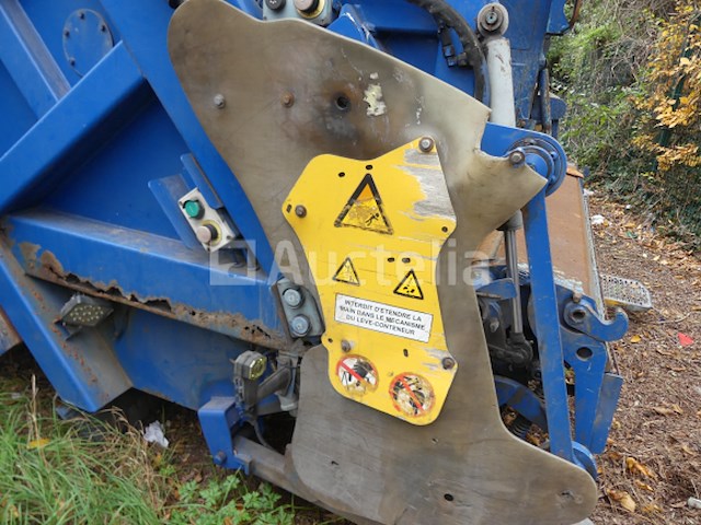 Ref:1245 - scania prt db6x2*4/b19 vuilniswagen - afbeelding 17 van  49