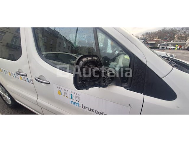 Ref:12733 - citroën berlingo auto (2016-123,172 km) (vin:vf77jhnz6gj862963) - afbeelding 28 van  42