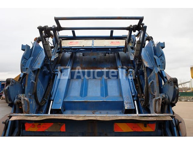 Ref:1304 - scania prt vuilniswagen (p380) (2011-326,531 km) - afbeelding 2 van  47