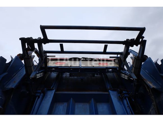 Ref:1304 - scania prt vuilniswagen (p380) (2011-326,531 km) - afbeelding 21 van  47
