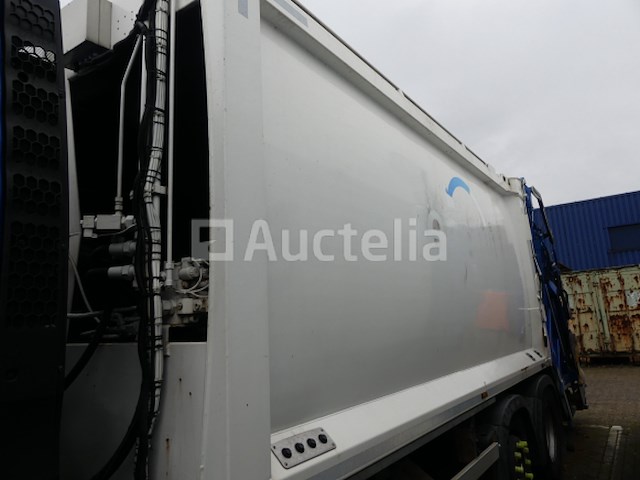 Ref:1306 - vuilniswagen man tgs (2014-384,789 km) - afbeelding 5 van  56