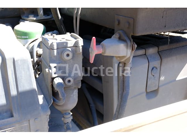 Ref:1315 - containertruck man tgs (2014-652,389 km) - afbeelding 15 van  60
