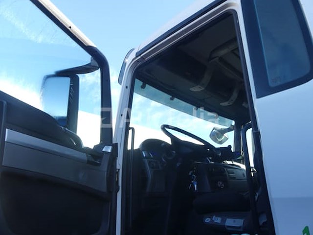 Ref:1489 - vuilniswagen man tgs 26.320 (2014-484.433 km) - afbeelding 7 van  53