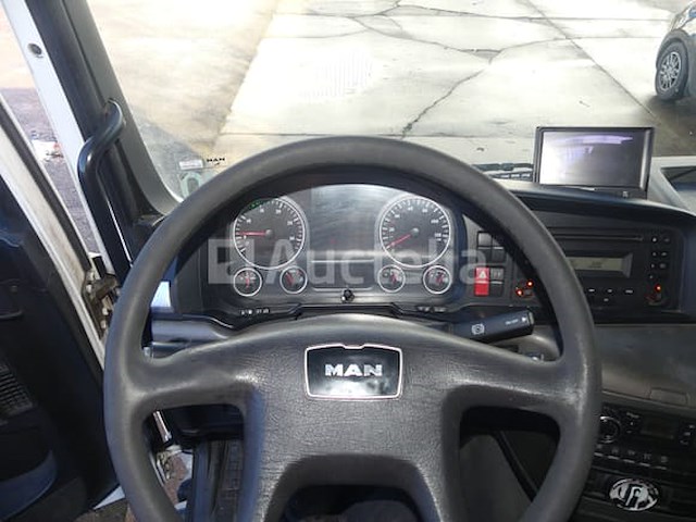 Ref:1489 - vuilniswagen man tgs 26.320 (2014-484.433 km) - afbeelding 38 van  53