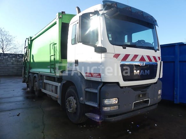 Ref:1489 - vuilniswagen man tgs 26.320 (2014-484.433 km) - afbeelding 3 van  53