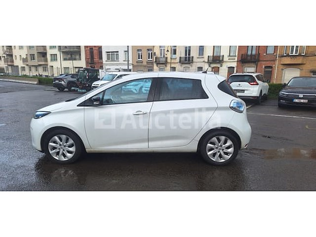 Ref:16511 - elektrische auto renault zoe (2013-67,403 km) (vin:vf1agvya05005702) - afbeelding 34 van  35