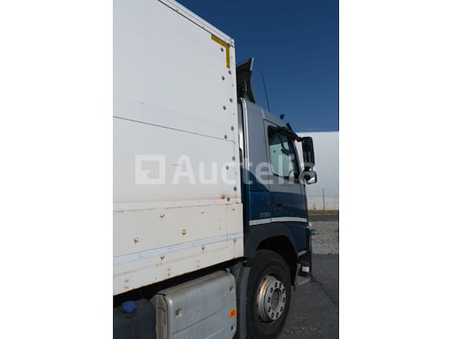 Ref:1cyk416 - volvo fh 330 box truck (2016-623.315 km-vin:yv2x9j0c7gb752447) - afbeelding 36 van  45