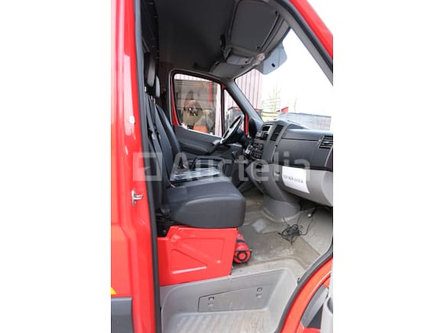 Ref:1kba869 - mercedes-benz sprinter 313 cdi-d brandweerwagen (2002-13,374 km-vin:wdb9066531s327889) - afbeelding 26 van  71