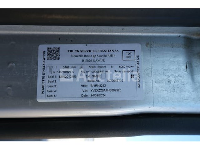 Ref:1rnj252 - volvo fm 450 trekker (2017-775,676 km-vin:yv2xzx0a4hb809920) - afbeelding 22 van  38