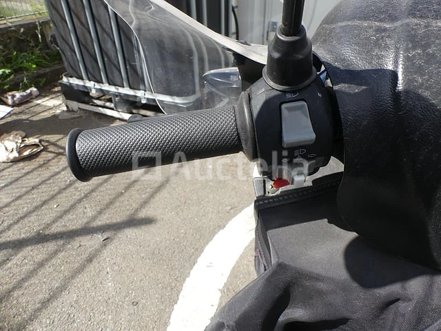 Ref:20034 - eccity motorfietsen emart eccity 125 elektrische scooter (vin:vkpar67ae17000331) - afbeelding 4 van  16