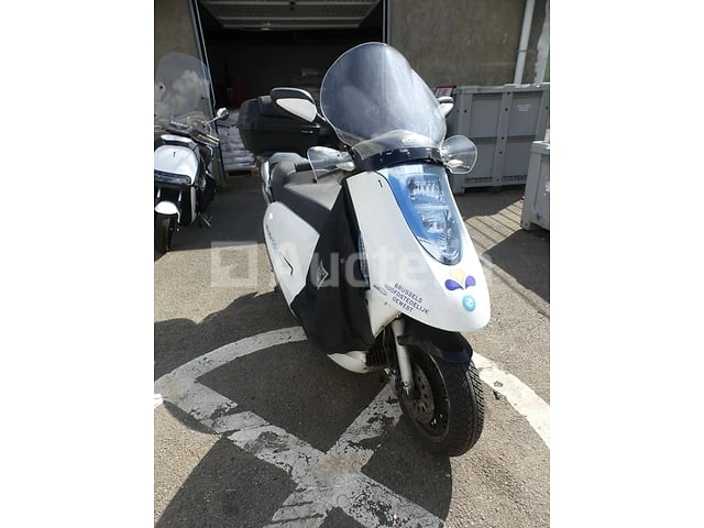 Ref:20034 - eccity motorfietsen emart eccity 125 elektrische scooter (vin:vkpar67ae17000331) - afbeelding 10 van  16