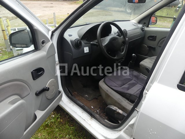 Ref:22 - dacia logan estate 1.5dci auto - afbeelding 10 van  31