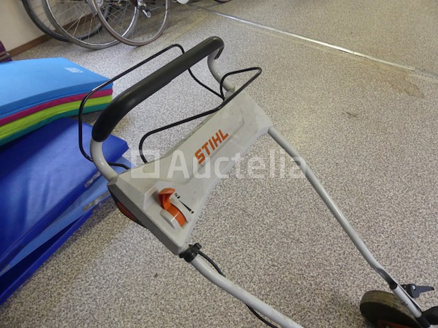 Ref:22-23-24+bat - 4 tuingereedschappen (te renoveren) stihl - afbeelding 4 van  23