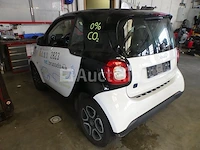 Ref:2823 - elektrische auto smart eq fortwo coupé (2019-71,947 km)(vin:wme45339911k334395) - afbeelding 8 van  19