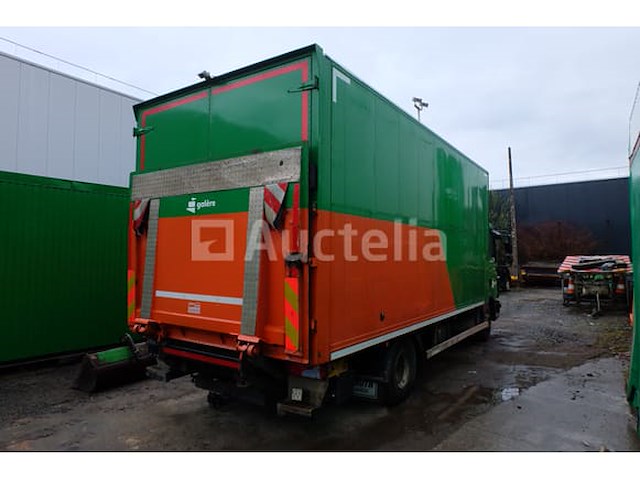 Ref:2910003-1 boxtruck met verhoogde achterklep man - afbeelding 34 van  52