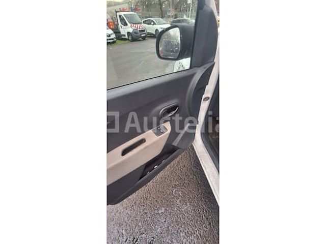 Ref:3678 - utility pickup dacia dokker (2016-111,574 km) (vin:uu18sdrv555134866) - afbeelding 12 van  45