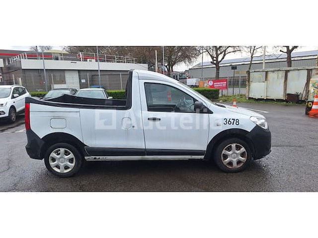 Ref:3678 - utility pickup dacia dokker (2016-111,574 km) (vin:uu18sdrv555134866) - afbeelding 23 van  45