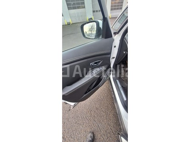 Ref:3763 - renault scenic car (2017-102,963 km)(vin:vf1rfa00957589512) - afbeelding 28 van  56