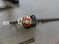 Ref:4 - stihl hs 82 r benzine heggenschaar - afbeelding 2 van  3