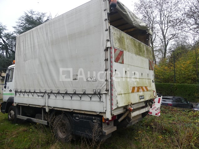 Ref:5 - gordijntruck met achterklep man l2000 (2005-126,661 km) - afbeelding 2 van  58