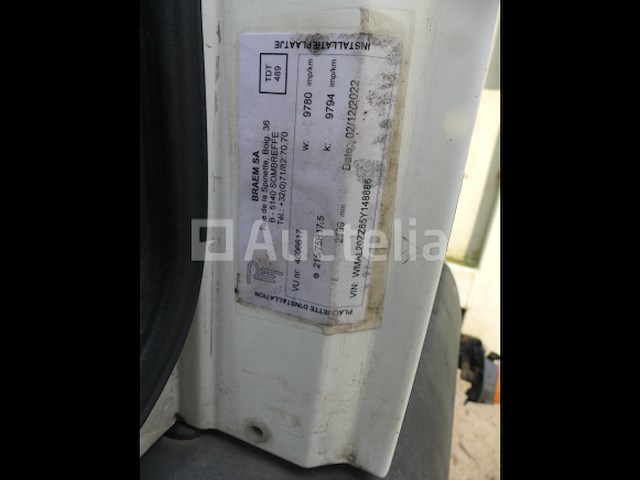 Ref:5 - gordijntruck met achterklep man l2000 (2005-126,661 km) - afbeelding 18 van  58