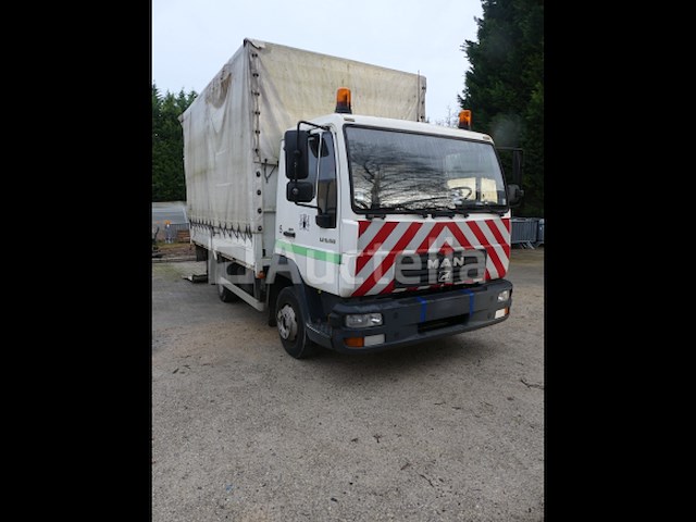 Ref:5 - gordijntruck met achterklep man l2000 (2005-126,661 km) - afbeelding 35 van  58