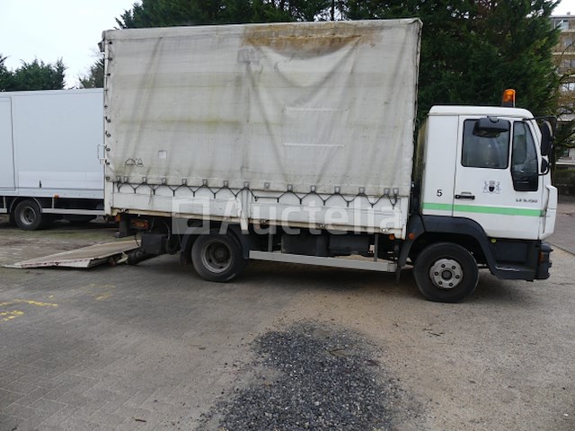 Ref:5 - gordijntruck met achterklep man l2000 (2005-126,661 km) - afbeelding 36 van  58