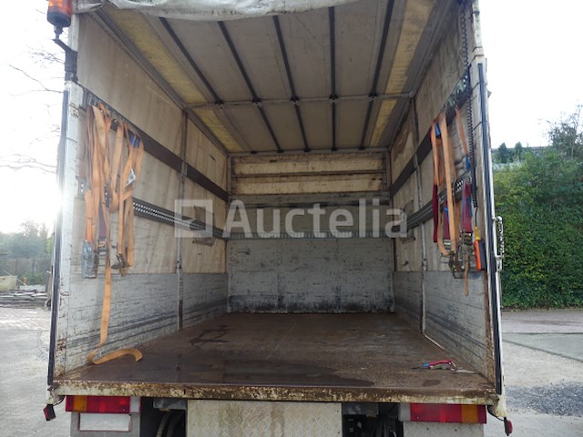 Ref:5 - gordijntruck met achterklep man l2000 (2005-126,661 km) - afbeelding 38 van  58