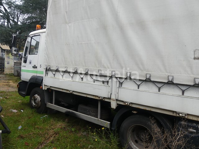 Ref:5 - gordijntruck met achterklep man l2000 (2005-126,661 km) - afbeelding 34 van  58
