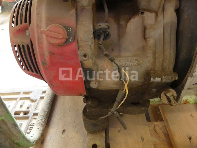 Ref:5689-69783 - 2 generatorsets (voor onderdelen) - afbeelding 9 van  13